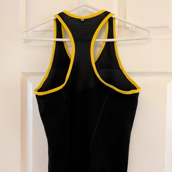 NIKE Live Strong Athletic Top Size Medium - Picture 2 of 6